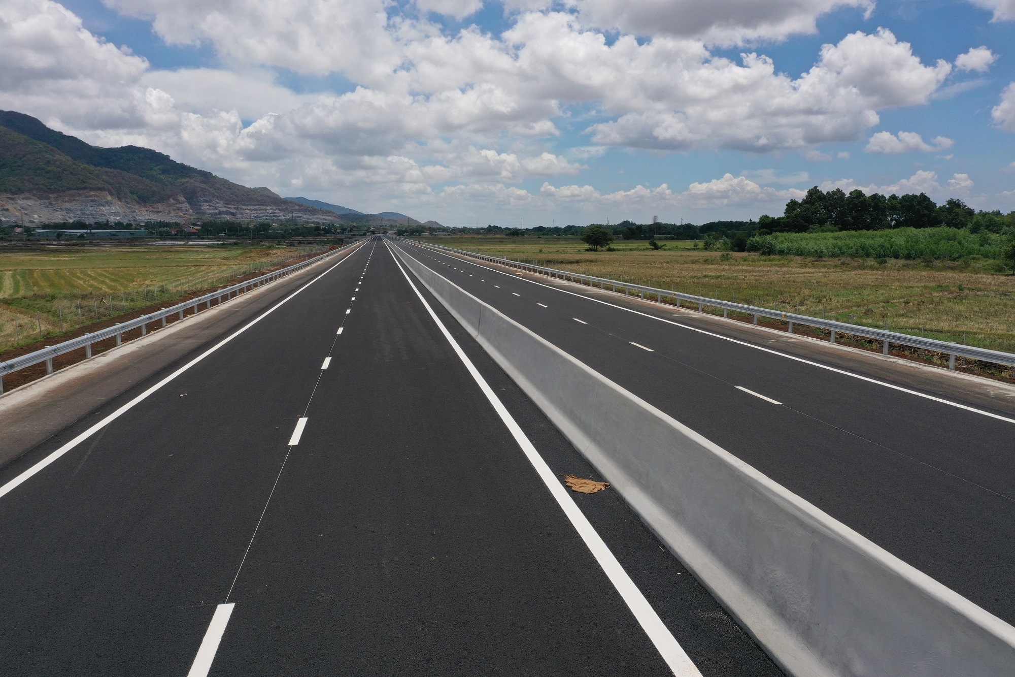 Hạ tầng kết nối đồng bộ sẽ mở đường cho sự bứt phá mạnh mẽ của Vũng Tàu - Ảnh: T.L.